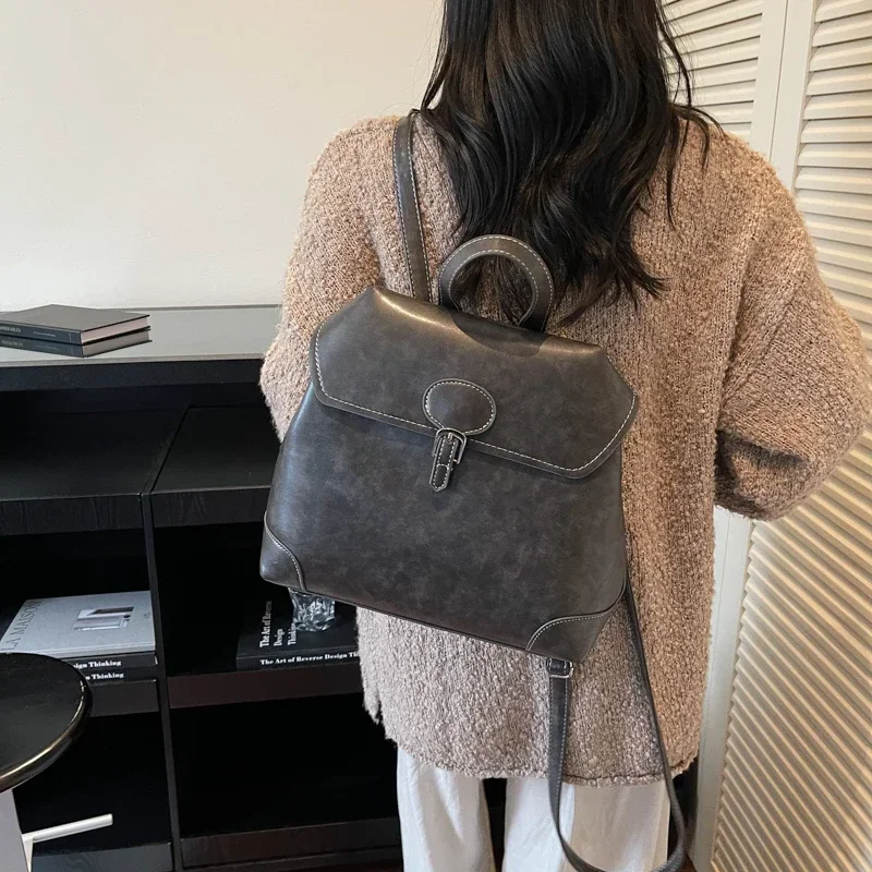 Classic Designer Paris Fashion Women's Handbag Crossbody Bag Large Capacity Elegant Leather Luxury Diaper Bags For Ladies
Classic Designer Paris Fashion Women's Handbag Crossbody Bag Large Capacity Elegant Leather Luxury Diaper Bags For Ladies