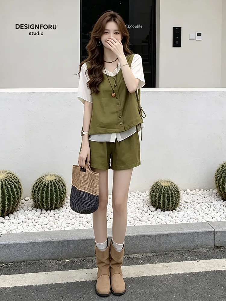 Casual Loose Women's Summer Shirt Shorts Set Short Sleeve Two-Piece Suit Breathable Comfortable High Waist round Neck T-Shirt
Casual Loose Women's Summer Shirt Shorts Set Short Sleeve Two-Piece Suit Breathable Comfortable High Waist round Neck T-Shirt