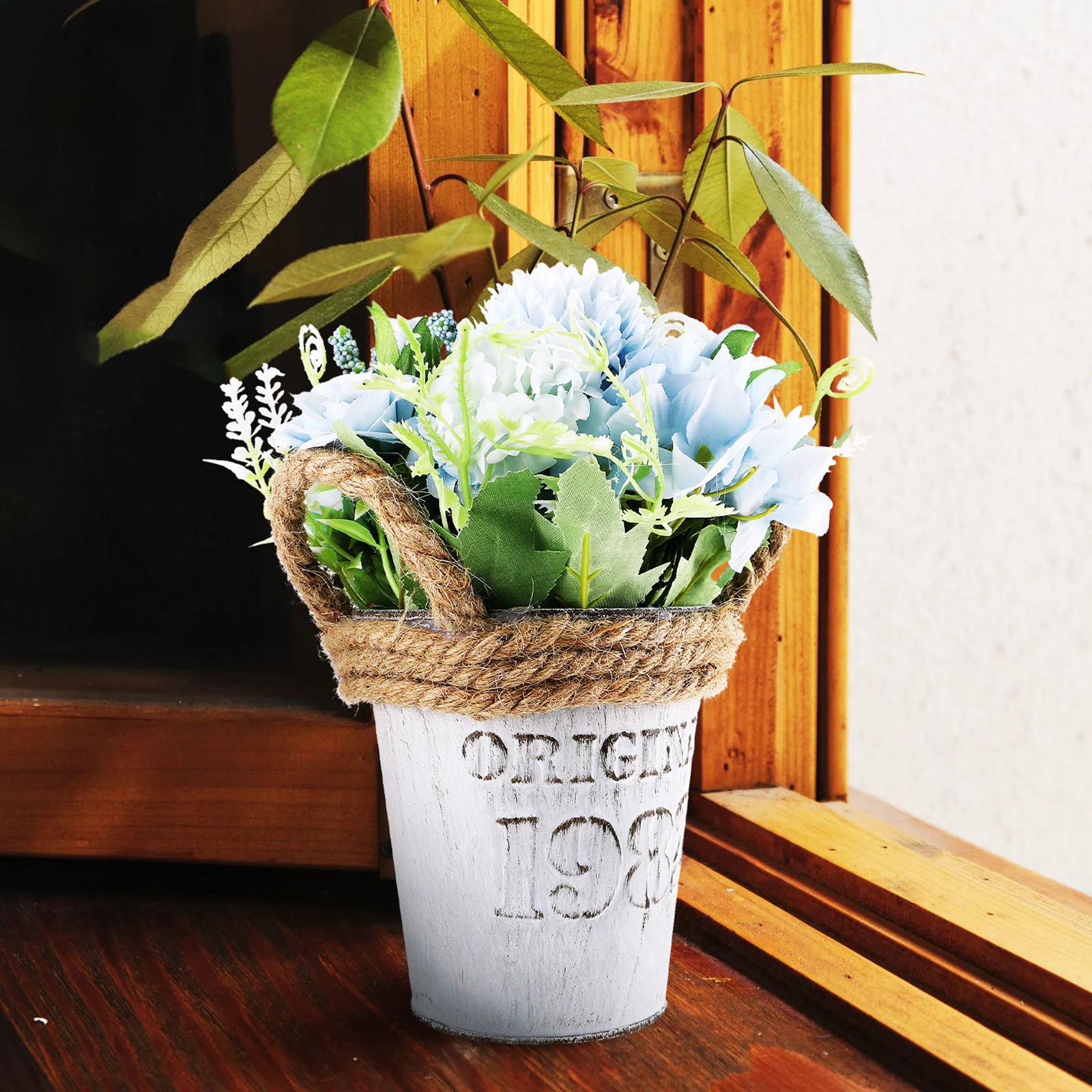 Potted Hydrangea Artificial Flower Bonsai Realistic Home Decor Office Shop Wedding Party Fake Flowers Bouquet Spring Decorations
Potted Hydrangea Artificial Flower Bonsai Realistic Home Decor Office Shop Wedding Party Fake Flowers Bouquet Spring Decorations