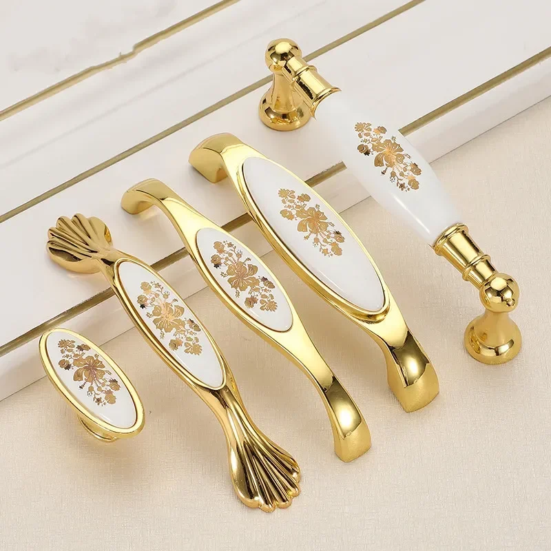European-style golden ceramic handle pastoral modern minimalist cabinet drawer kitchen door wardrobe door handle handle
European-style golden ceramic handle pastoral modern minimalist cabinet drawer kitchen door wardrobe door handle handle