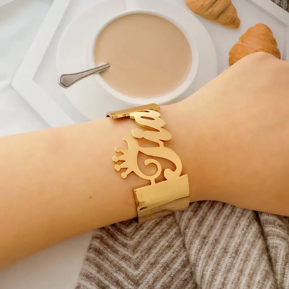 Customized Name Bracelet Personalized Letter Stainless Steel Big Size Bangle Gold Jewelry For Women Wholesale Gift For Mom
Customized Name Bracelet Personalized Letter Stainless Steel Big Size Bangle Gold Jewelry For Women Wholesale Gift For Mom