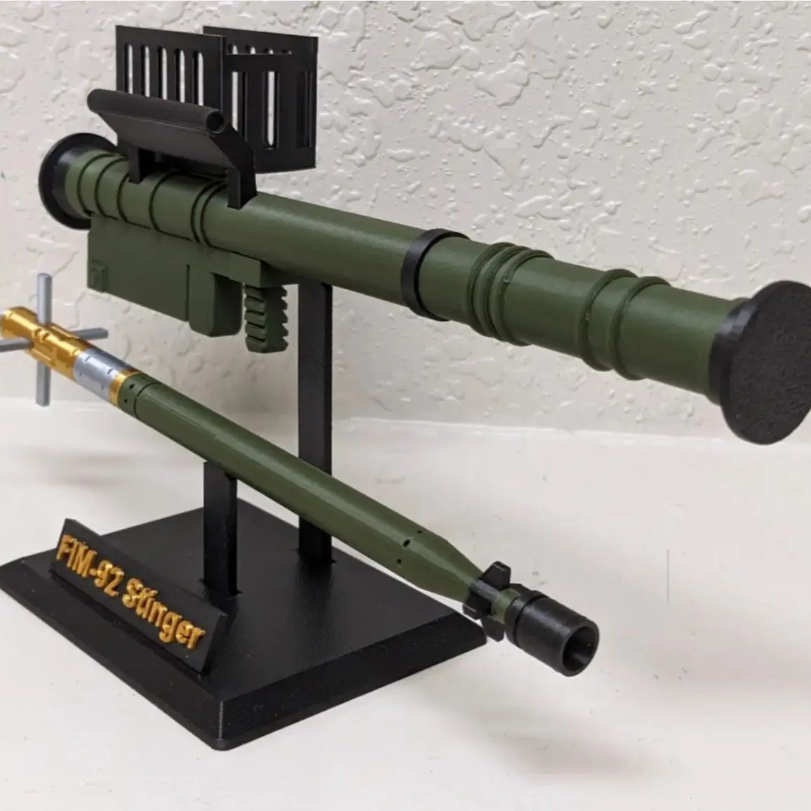 Масштабная модель 1/7: 3D-печатная статическая модель ракетной установки FIM-92 Stinger, военный декор для рабочего стола, игрушка
Масштабная модель 1/7: 3D-печатная статическая модель ракетной установки FIM-92 Stinger, военный декор для рабочего стола, игрушка