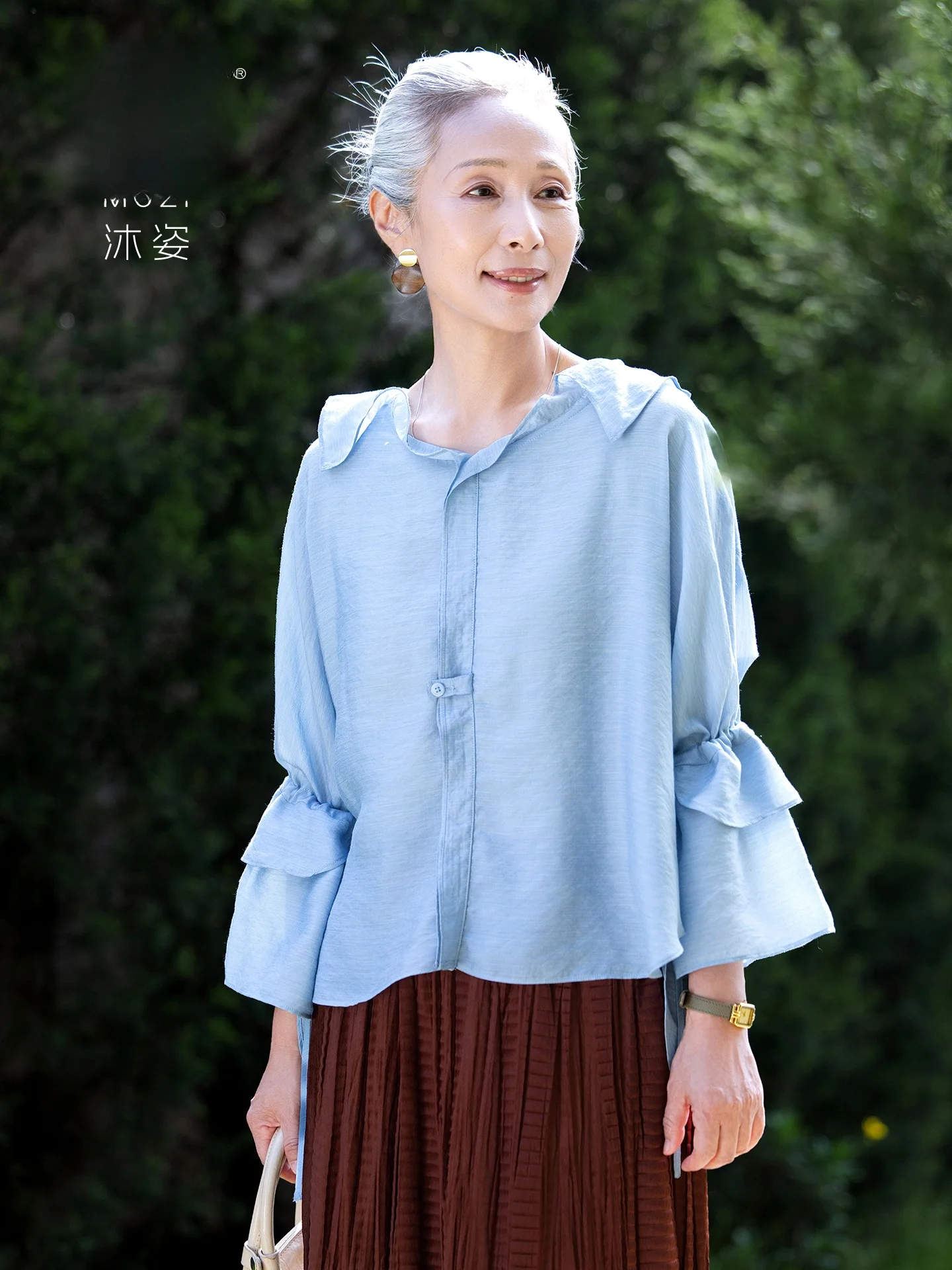 Muzhi Mom Spring Fashion T-Shirt Shirt Wooden Middle Aged Women Early Spring Trendy Shirt Middle Aged And Elderly Top
Muzhi Mom Spring Fashion T-Shirt Shirt Wooden Middle Aged Women Early Spring Trendy Shirt Middle Aged And Elderly Top