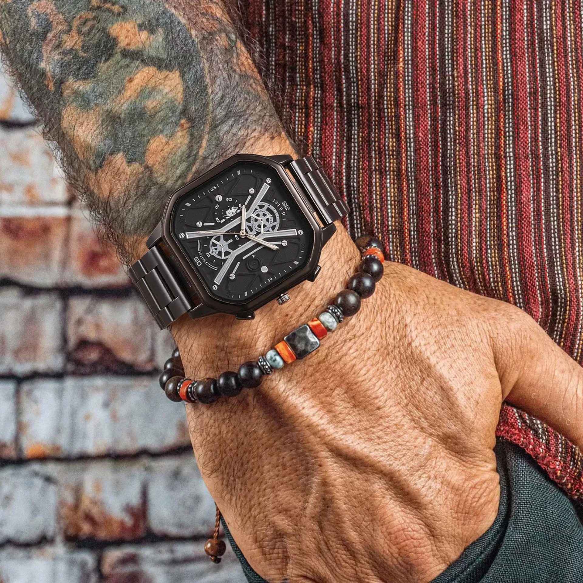 Модные мужские индивидуальные аксессуары, комбинированные квадратные полые механические часы, браслет из бисера в стиле ретро, жесткий Langfeng Daily Colloc
Модные мужские индивидуальные аксессуары, комбинированные квадратные полые механические часы, браслет из бисера в стиле ретро, жесткий Langfeng Daily Colloc