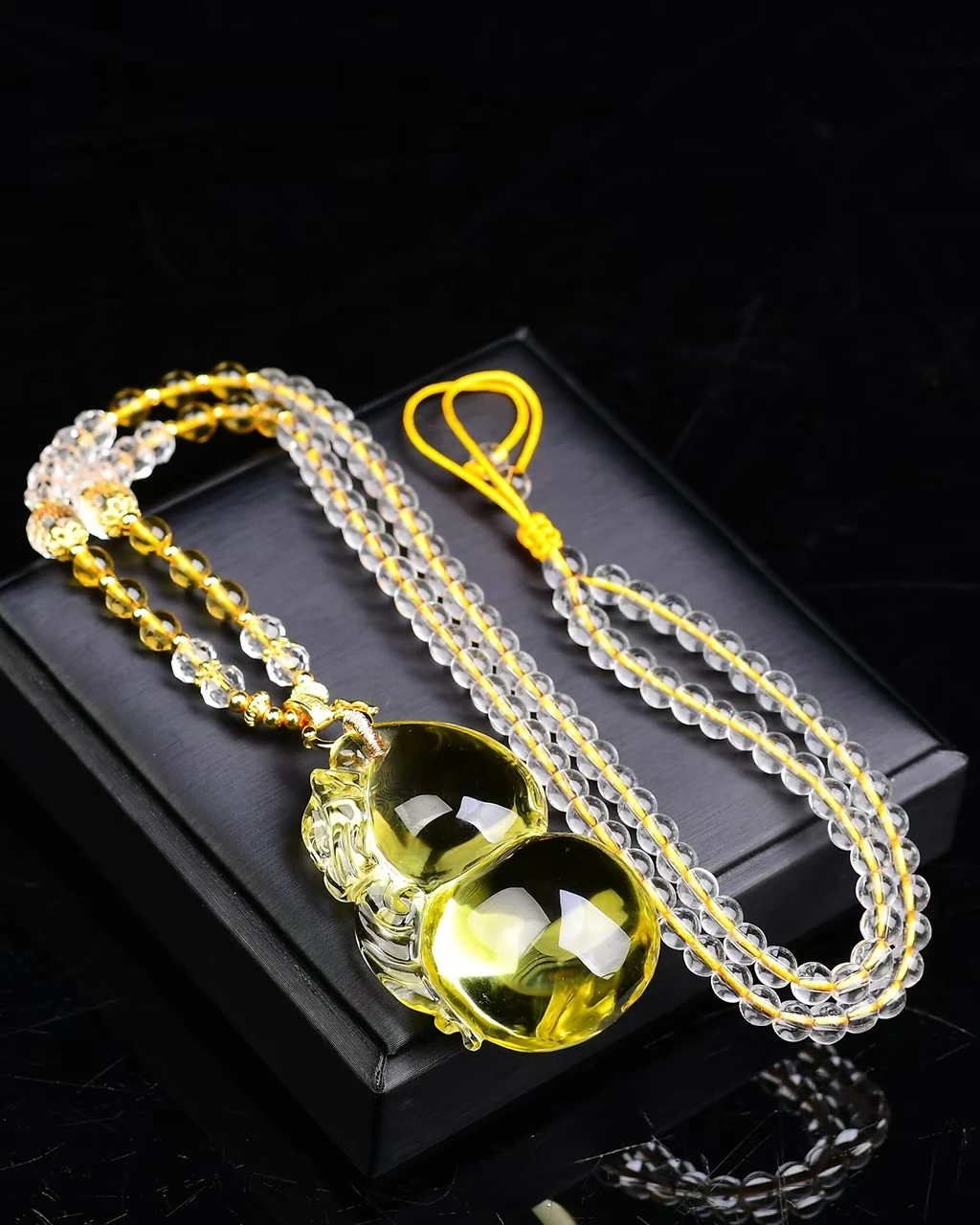 Natural Yellow Citrine Quartz Dragon Carved Pendant 53*33*20mm Women Men Jewelry Citrine Wealthy Necklace AAAAA
Natural Yellow Citrine Quartz Dragon Carved Pendant 53*33*20mm Women Men Jewelry Citrine Wealthy Necklace AAAAA