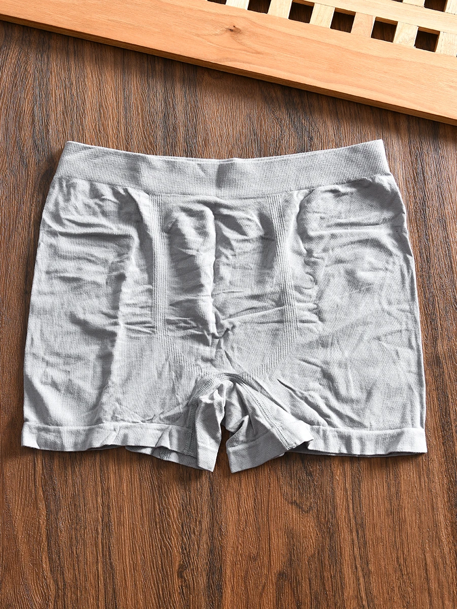 Men's Modal No-Trace Underwear Sport Function Independent Canister Breathable Comfortable Sweat Absorbent Four-Corner Shorts
Men's Modal No-Trace Underwear Sport Function Independent Canister Breathable Comfortable Sweat Absorbent Four-Corner Shorts