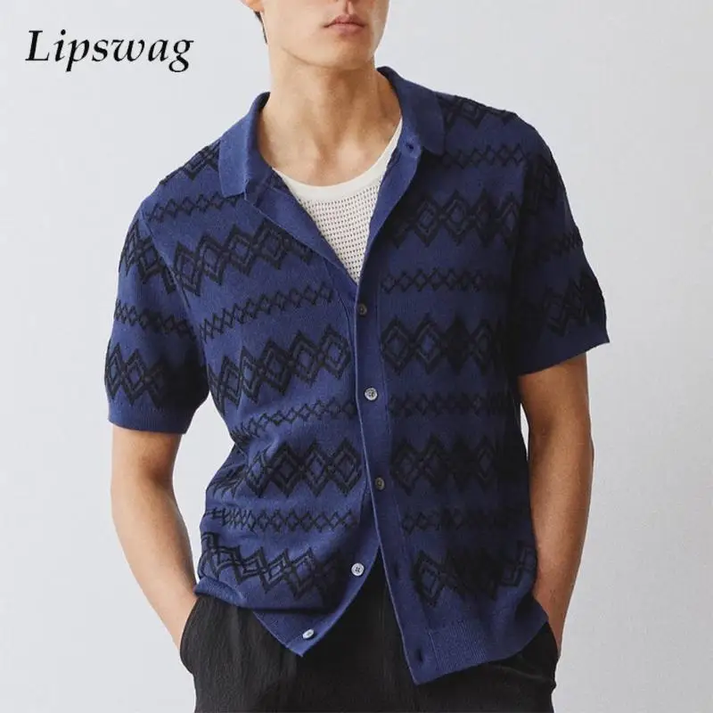 2025 Summer Casual Mens Knit Shirts Vintage Turn-down Collar Buttoned Cardigan Tops Men Fashion Geometric Crochet Knitted Shirt
2025 Summer Casual Mens Knit Shirts Vintage Turn-down Collar Buttoned Cardigan Tops Men Fashion Geometric Crochet Knitted Shirt