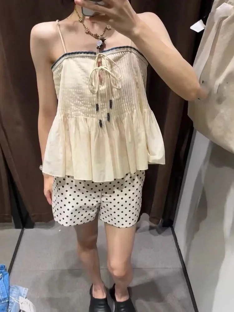 Fashion Contrasting Sling Top Women Casual Sleeveless Lace Up Off Shoulder Pleated Tops Ladies New Daily Chic Highstreet Blouse
Fashion Contrasting Sling Top Women Casual Sleeveless Lace Up Off Shoulder Pleated Tops Ladies New Daily Chic Highstreet Blouse