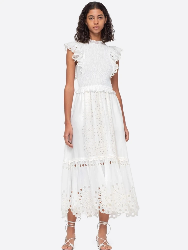 Sexy Flying Sleeve Irregular Hollow Out Long Dress Women Black White High Waist A-line Dresses Elegant Evening Party Gowns
Sexy Flying Sleeve Irregular Hollow Out Long Dress Women Black White High Waist A-line Dresses Elegant Evening Party Gowns