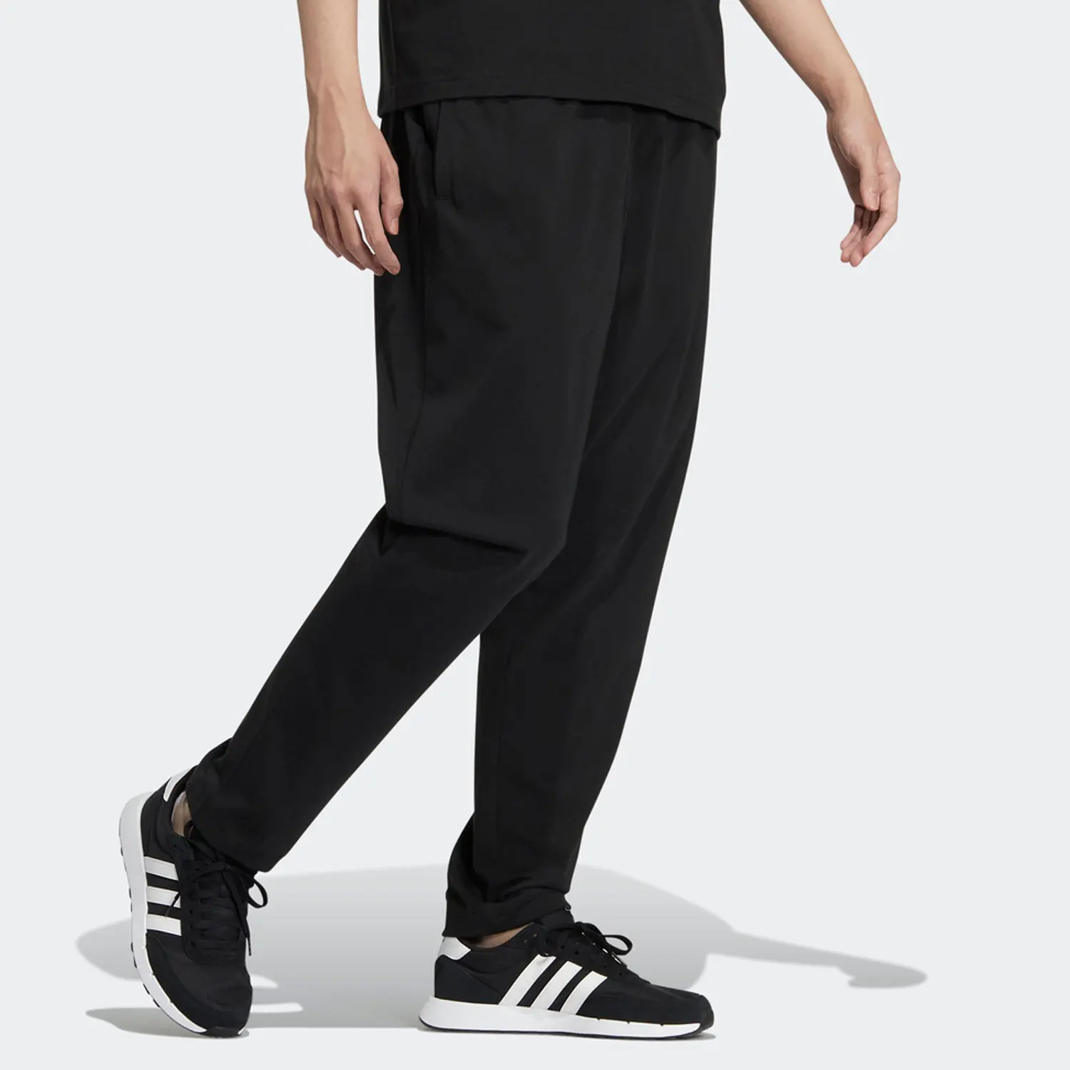 Мужские спортивные дышащие удобные повседневные длинные брюки Adidas Originals Authentic Neo HM1995
Мужские спортивные дышащие удобные повседневные длинные брюки Adidas Originals Authentic Neo HM1995