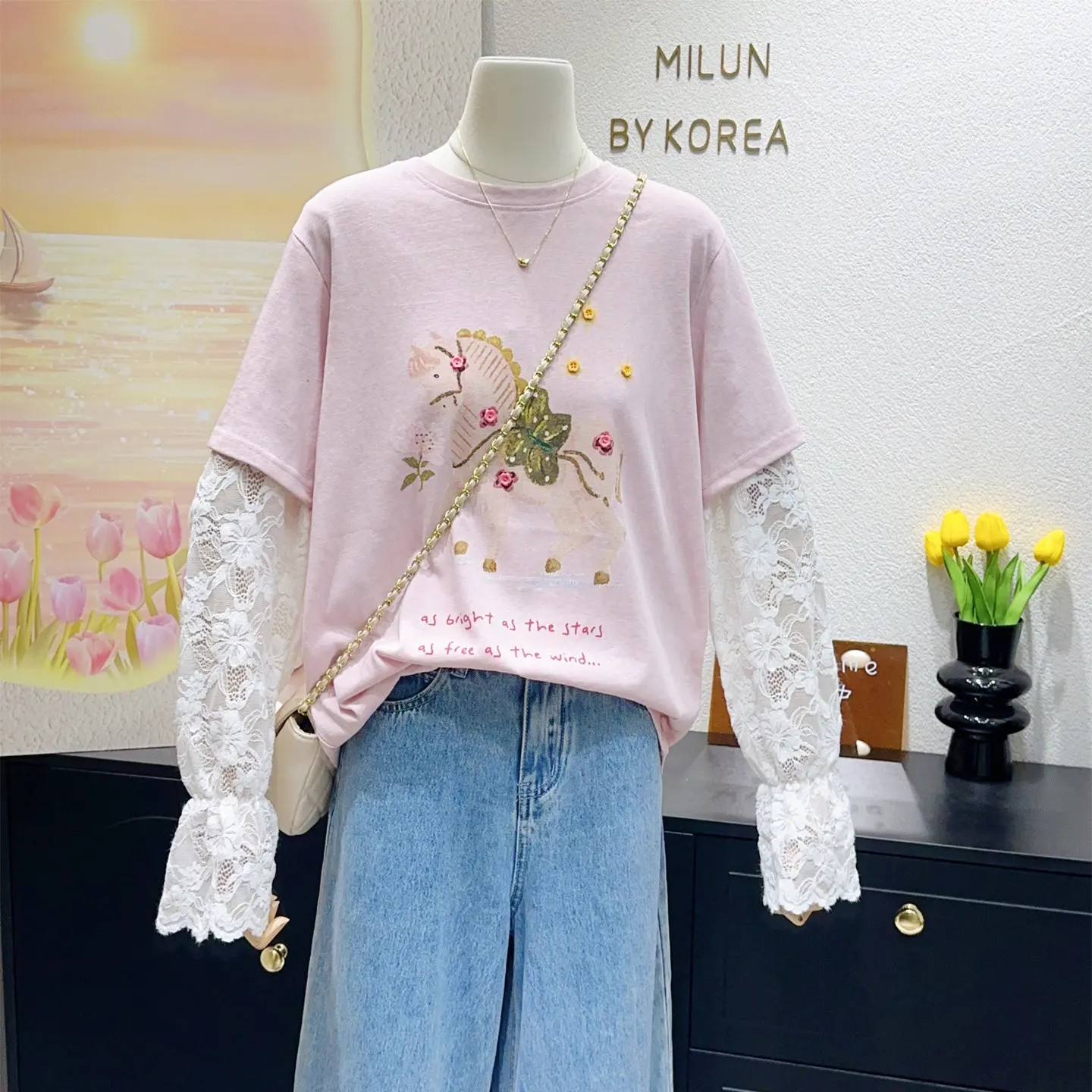 plus Size Women's Long Sleeve T-Shirt Lace Patchwork Outerwear Spring Summer Loose Fit Korean Style Big Version Casual Wear
plus Size Women's Long Sleeve T-Shirt Lace Patchwork Outerwear Spring Summer Loose Fit Korean Style Big Version Casual Wear