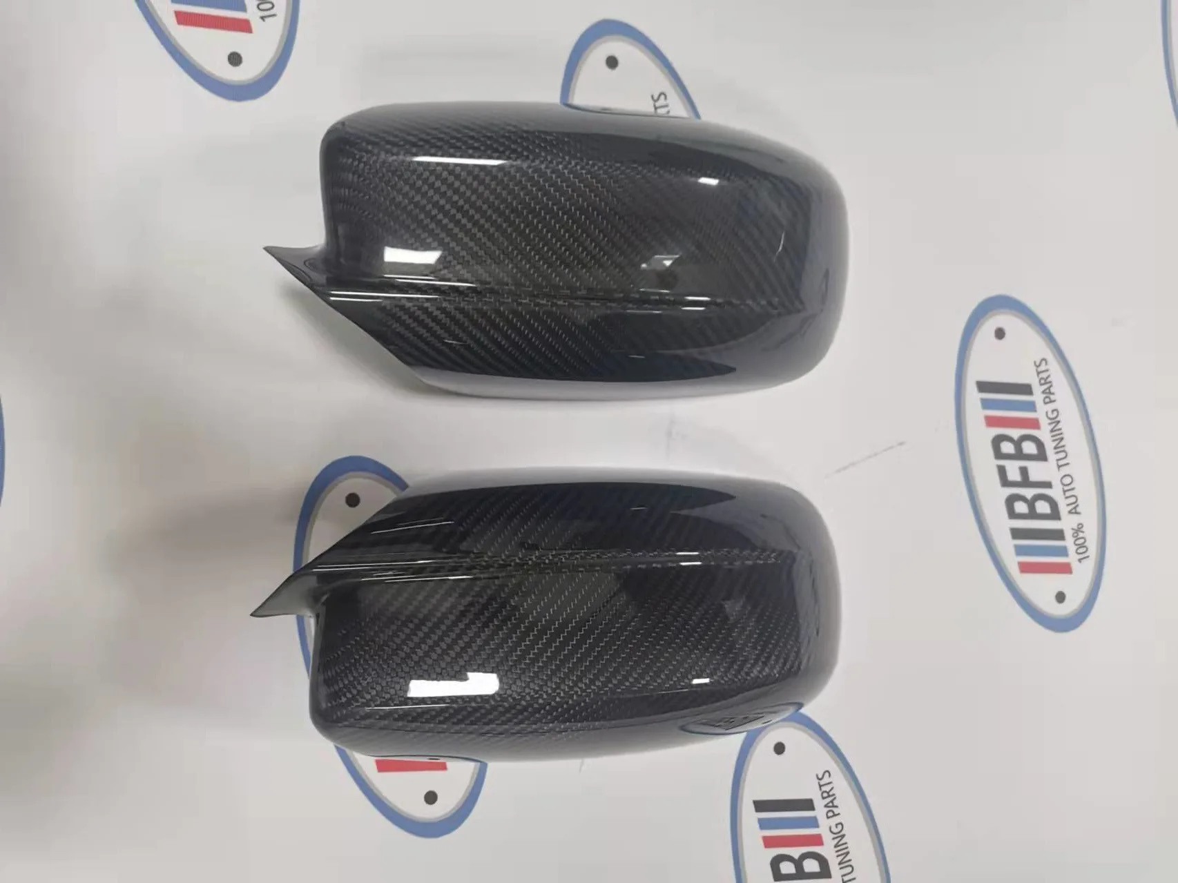 For Dodge Charger Warhorse Dry Carbon Fiber Rearview Mirror Shell Reverse Mirror Cover Left and Right Mirror Cover
For Dodge Charger Warhorse Dry Carbon Fiber Rearview Mirror Shell Reverse Mirror Cover Left and Right Mirror Cover