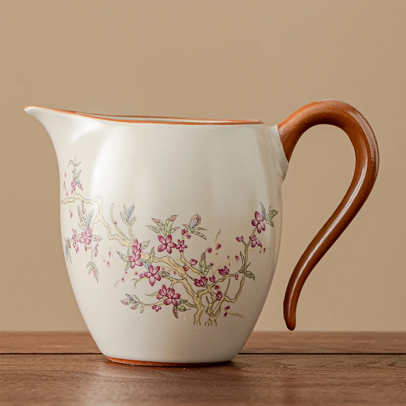Premium Ceramic Public Cup High-End Gong Dao Cup Tea Brewing Server New 2025 Dehua County Handmade Ice Crack Glaze
Premium Ceramic Public Cup High-End Gong Dao Cup Tea Brewing Server New 2025 Dehua County Handmade Ice Crack Glaze