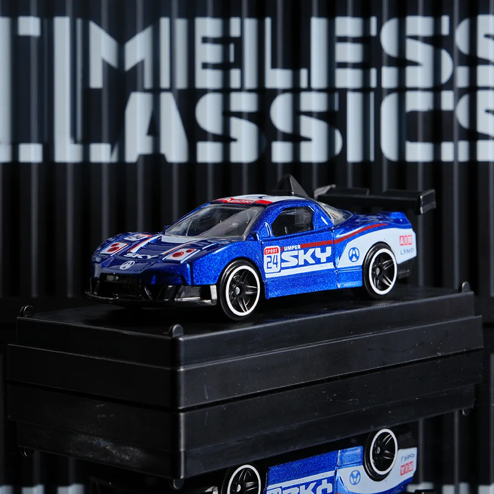 Синий гоночный автомобиль «Верхний небесный мир» №24 — масштабная модель 1:64, блестящий спортивный автомобиль, игрушка-машинка с откатным механизмом, коллекционный предмет для детей
Синий гоночный автомобиль «Верхний небесный мир» №24 — масштабная модель 1:64, блестящий спортивный автомобиль, игрушка-машинка с откатным механизмом, коллекционный предмет для детей