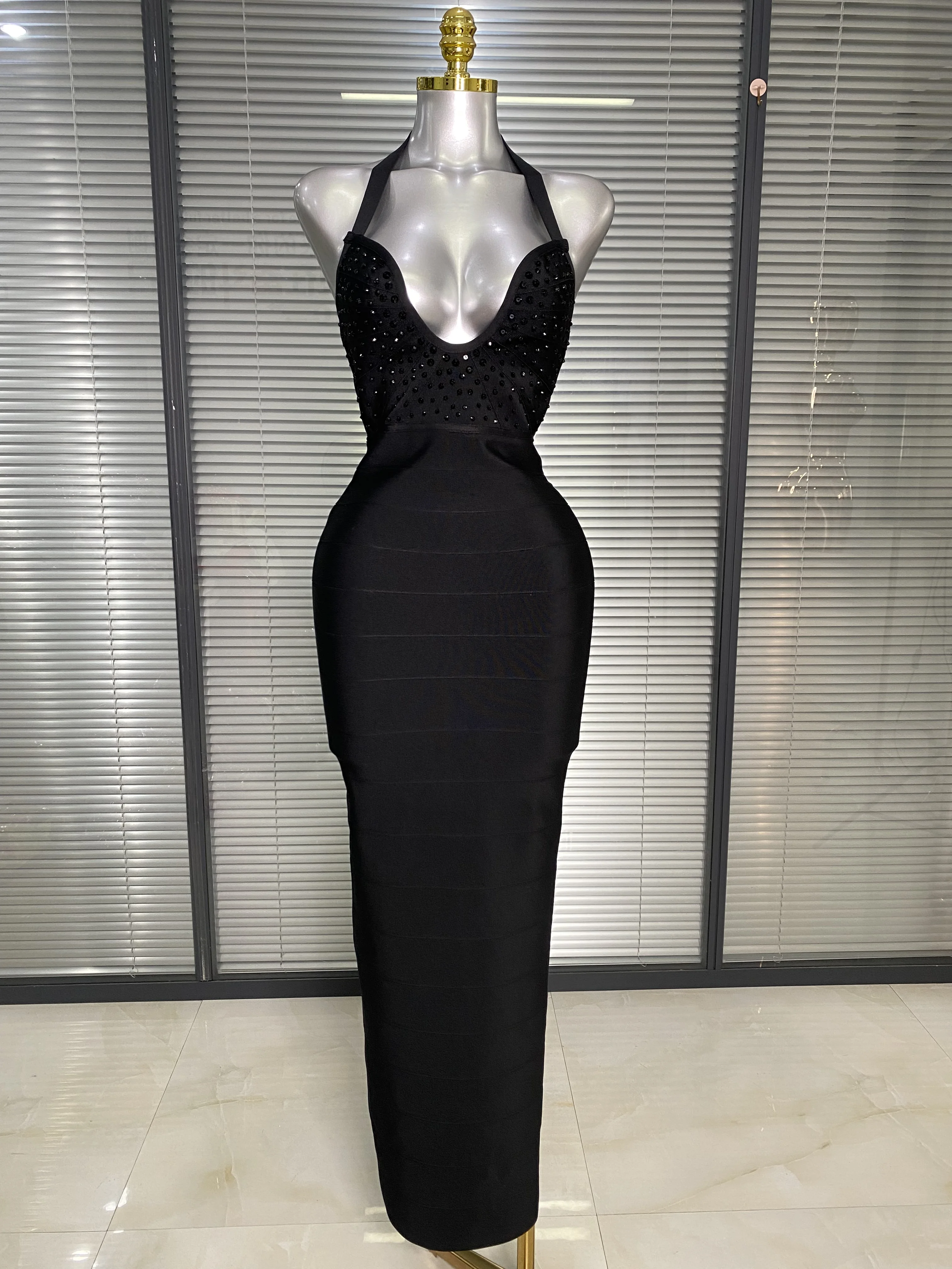 Luxury Diamonds Women Sexy Black Strapless Maxi Bodycon Bandage Celebrity Birthday Dress Party Outfit Prom Gowns Vestidos
Luxury Diamonds Women Sexy Black Strapless Maxi Bodycon Bandage Celebrity Birthday Dress Party Outfit Prom Gowns Vestidos