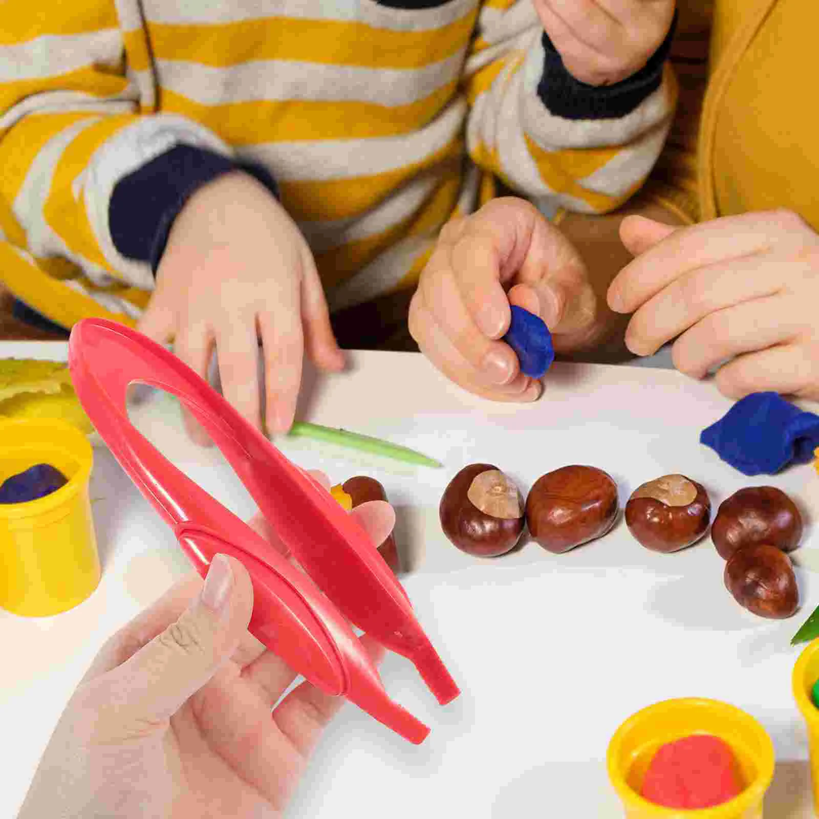 4 Pcs Plastic Tweezers Toy Kids Crafts Beads Collecting Forceps Experiments Educational Playset Kindergarten
4 Pcs Plastic Tweezers Toy Kids Crafts Beads Collecting Forceps Experiments Educational Playset Kindergarten