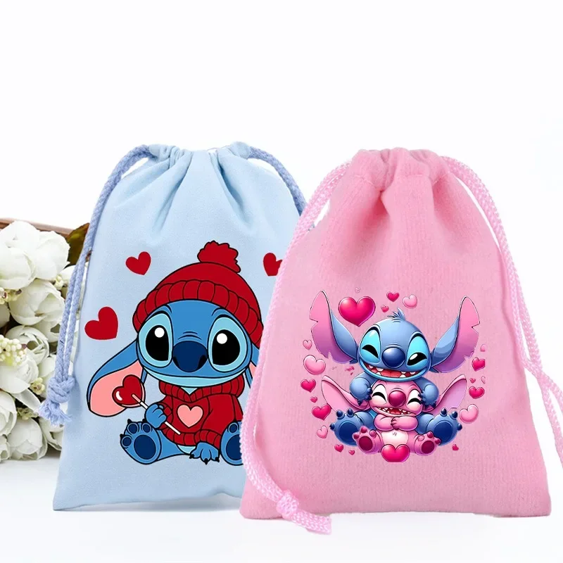 Сумка для хранения ювелирных изделий Disney Lilo & Stitch, высококачественные маленькие подарочные сумки для хранения на шнурке, прочная пылезащитная фланелевая сумка, подарок для девочки
Сумка для хранения ювелирных изделий Disney Lilo & Stitch, высококачественные маленькие подарочные сумки для хранения на шнурке, прочная пылезащитная фланелевая сумка, подарок для девочки