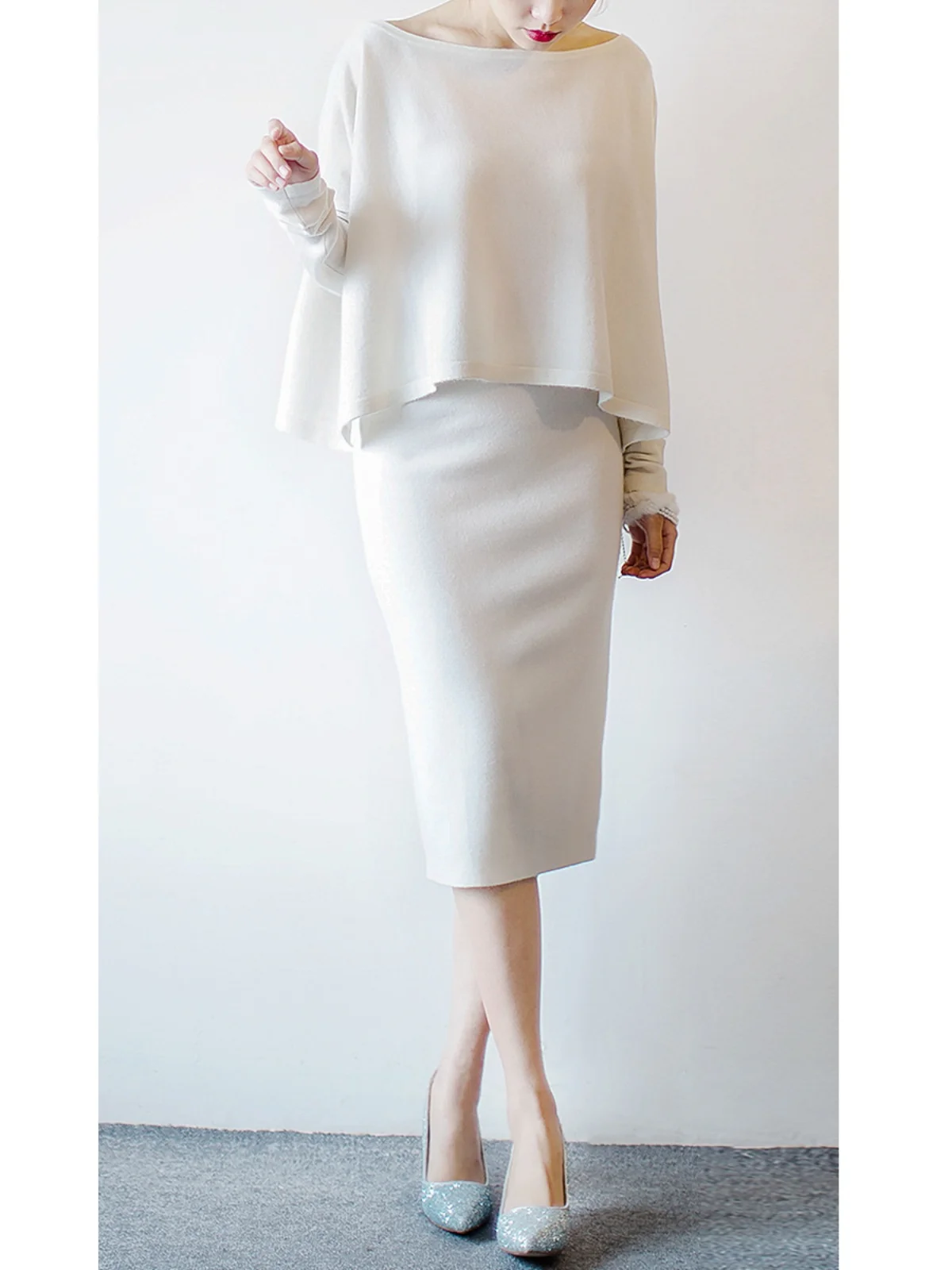Белая вязаная юбка-карандаш средней длины Ele White с завышенной талией для женщин, офисная, повседневная, в стиле OL
Белая вязаная юбка-карандаш средней длины Ele White с завышенной талией для женщин, офисная, повседневная, в стиле OL