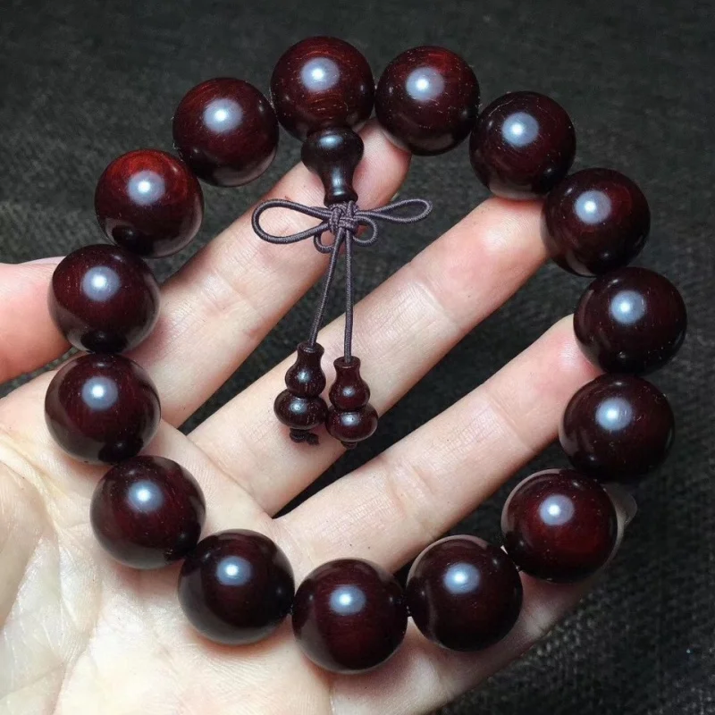 Indian small-leaf rosewood 1.5mm men's Buddhist prayer beads bracelet with clay patina and decorative elements
Indian small-leaf rosewood 1.5mm men's Buddhist prayer beads bracelet with clay patina and decorative elements