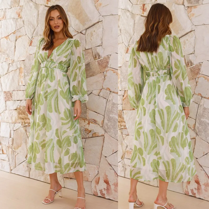 New 2025 Chiffon Printed Long Sleeved European and American Fashionable V-neck Chiffon Floral Dress, Lightweight and Breathable
New 2025 Chiffon Printed Long Sleeved European and American Fashionable V-neck Chiffon Floral Dress, Lightweight and Breathable