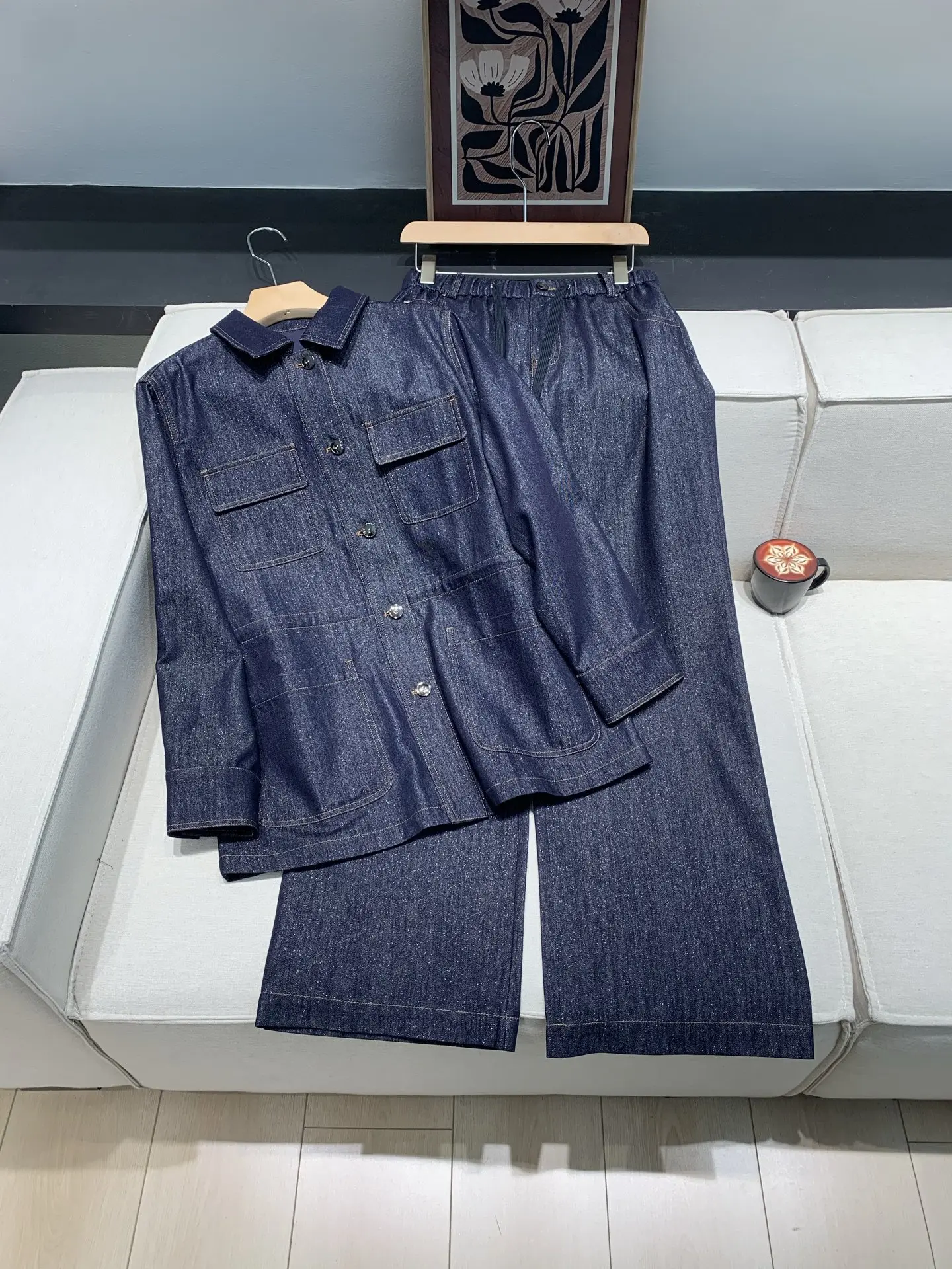 Women's Shiny Denim Pants Suit Spring 2026 Turn-down Collar Long Sleeve Single Breasted Shirt + Elastic Waist Wide Leg Trousers
Women's Shiny Denim Pants Suit Spring 2026 Turn-down Collar Long Sleeve Single Breasted Shirt + Elastic Waist Wide Leg Trousers