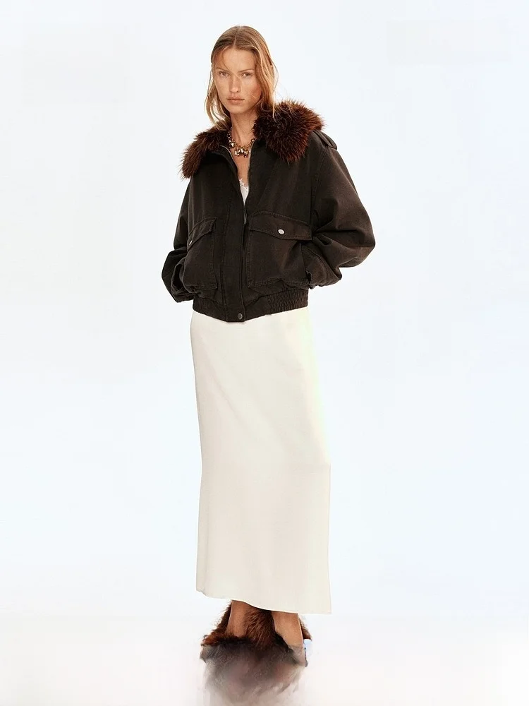 H&M Women's Jacket Loose Fur Collar American Style Old Money Feel Winter Coat Youth Middle-aged 2025 Autumn Fashion
H&M Women's Jacket Loose Fur Collar American Style Old Money Feel Winter Coat Youth Middle-aged 2025 Autumn Fashion