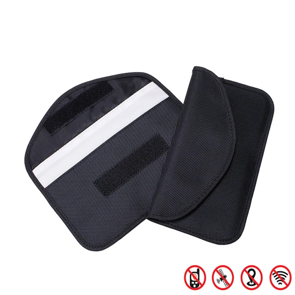 Signal Blocking Bag Cover Signal Blocker Case Faraday Cage Pouch for Keyless Car Key Radiation Protection Phone
Signal Blocking Bag Cover Signal Blocker Case Faraday Cage Pouch for Keyless Car Key Radiation Protection Phone