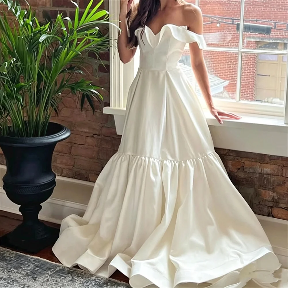 Off Shoulder Ruffle Satin Wedding Dress Simple A Line Tiered Skirt Sweep Train Bridal Gown Elegant Bride Dresses Wedding Custom
Off Shoulder Ruffle Satin Wedding Dress Simple A Line Tiered Skirt Sweep Train Bridal Gown Elegant Bride Dresses Wedding Custom