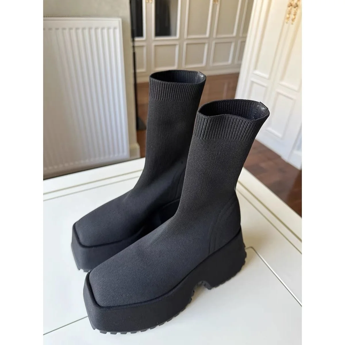Boots Women Autumn 2023 New Platform Breathable Knitted Elastic Wedges Socks Boots Thick Bottom Thick Heel Ankle Boots Woman
Boots Women Autumn 2023 New Platform Breathable Knitted Elastic Wedges Socks Boots Thick Bottom Thick Heel Ankle Boots Woman