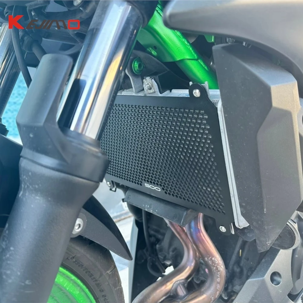 For Kawasaki Z250 Z400 Z500 Ninja250 Ninja400 Ninja500 Radiator Grille Guard Cover Eliminator 500 450 400 Ninja / Z 250 400 500
For Kawasaki Z250 Z400 Z500 Ninja250 Ninja400 Ninja500 Radiator Grille Guard Cover Eliminator 500 450 400 Ninja / Z 250 400 500