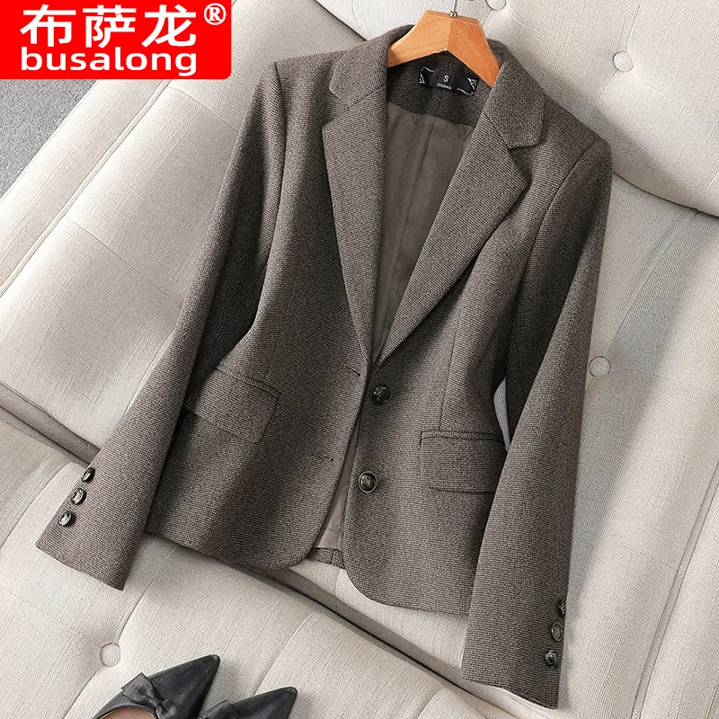 Новый стильный модный костюм, повседневный женский профессиональный пиджак с длинными рукавами, официальная куртка, рабочая одежда8602
Новый стильный модный костюм, повседневный женский профессиональный пиджак с длинными рукавами, официальная куртка, рабочая одежда8602