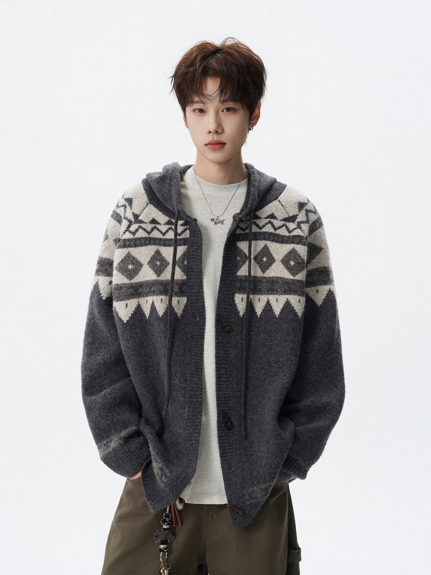 Autumn Winter Vintage Fair Isle Knitted Sweater Men's Loose Zipper Open Cardigan Long Sve Warm Casual Faion Brand
Autumn Winter Vintage Fair Isle Knitted Sweater Men's Loose Zipper Open Cardigan Long Sve Warm Casual Faion Brand