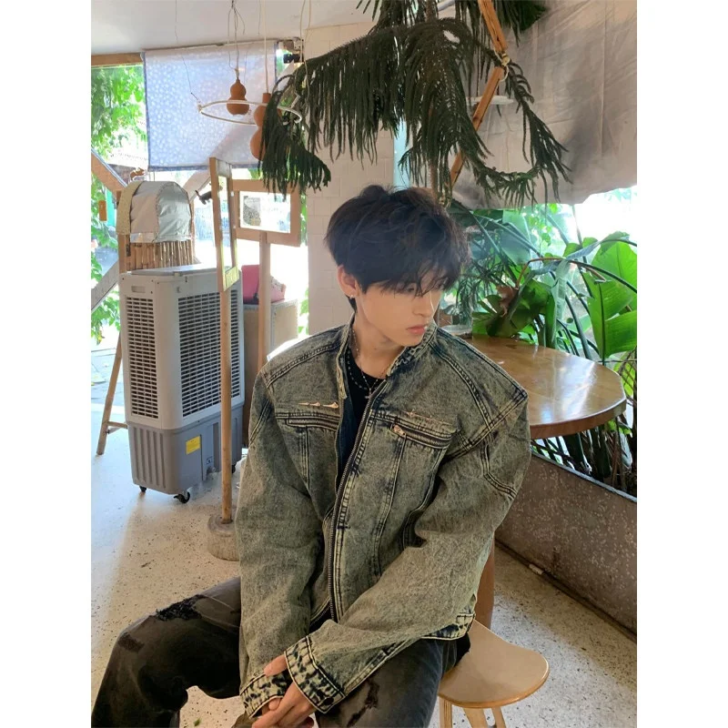 Retro American Padded oulder ort Denim Jaet Men's Spring Autumn Haome High-End Feeling No Collar Design Sense Jeans ...
Retro American Padded oulder ort Denim Jaet Men's Spring Autumn Haome High-End Feeling No Collar Design Sense Jeans ...