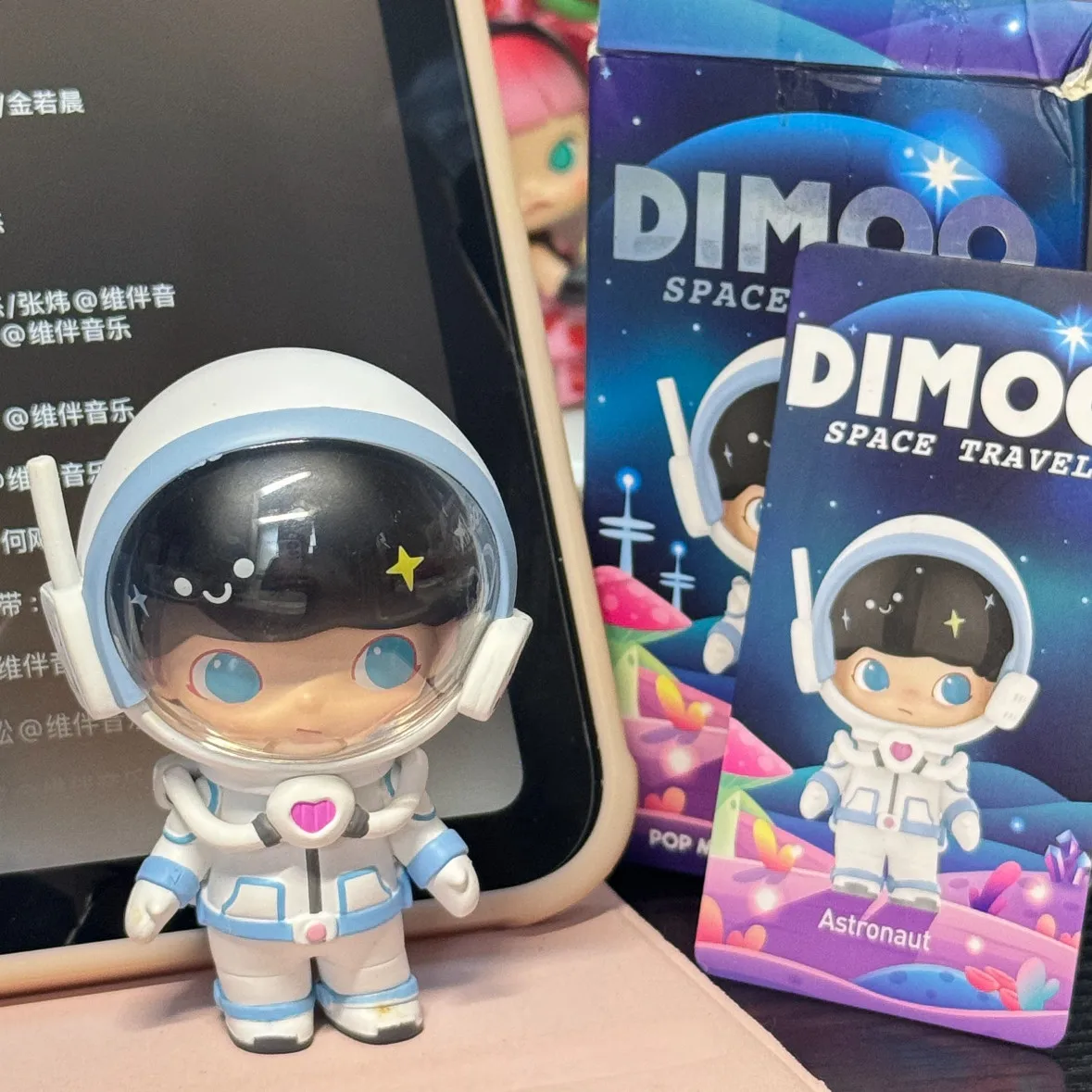 Popmart Dimoo Space Travel Series Blind Box - Fashion Collection Ornament Ideal Birthday & Festival Gift
Popmart Dimoo Space Travel Series Blind Box - Fashion Collection Ornament Ideal Birthday & Festival Gift