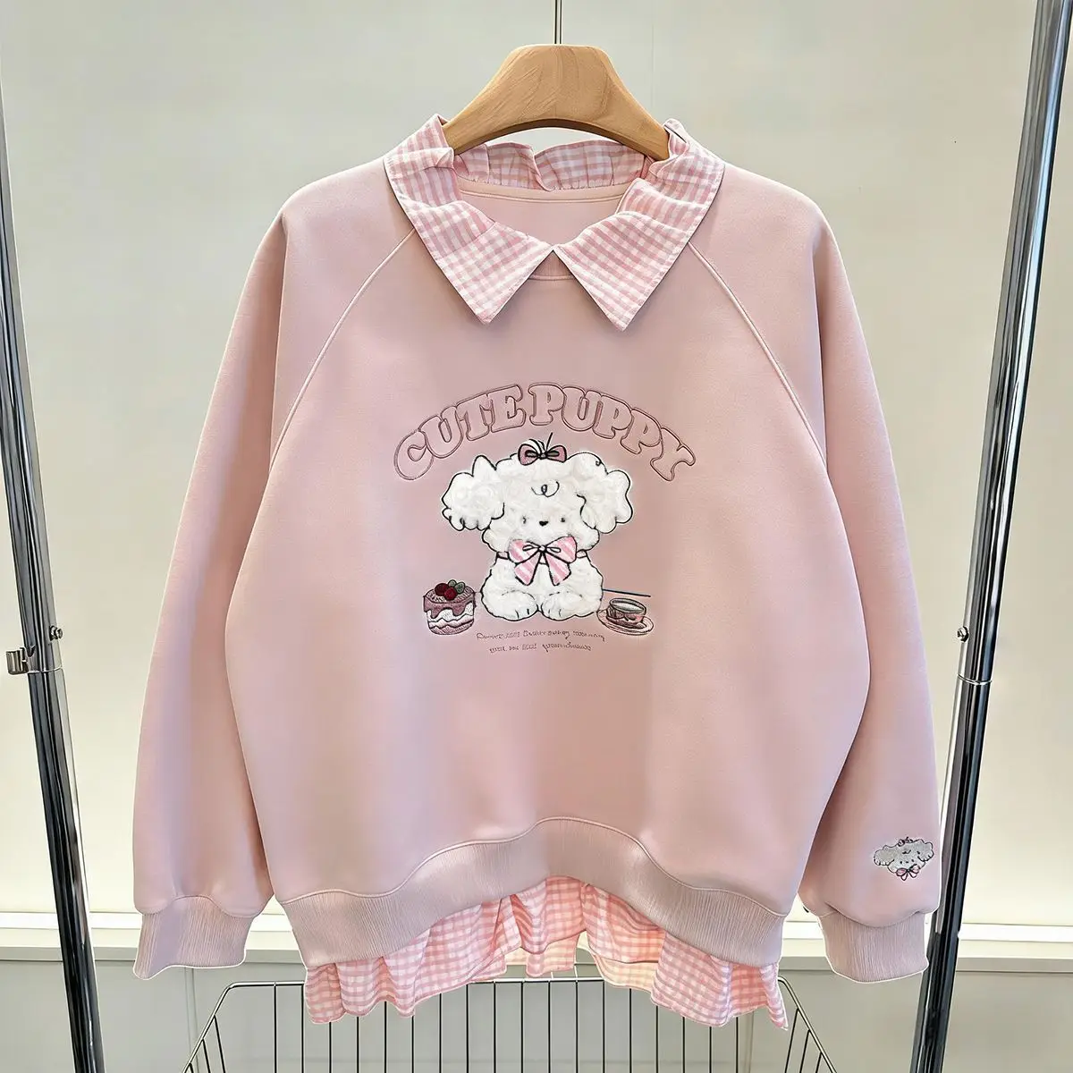 Super Cute Puppy Faux Two-Piece Gingham Collar Sweatshirt Kawaii Dog Embroidered Casual Top Preppy Style Korean Fashion Sweet
Super Cute Puppy Faux Two-Piece Gingham Collar Sweatshirt Kawaii Dog Embroidered Casual Top Preppy Style Korean Fashion Sweet