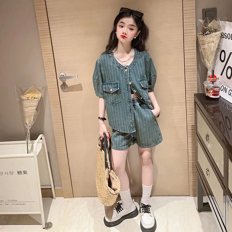 summer teenage girls clothes set Ancient denim bubble sleeved denim jacket+shorts 2pcs kids girl clothing suit children outfits
summer teenage girls clothes set Ancient denim bubble sleeved denim jacket+shorts 2pcs kids girl clothing suit children outfits