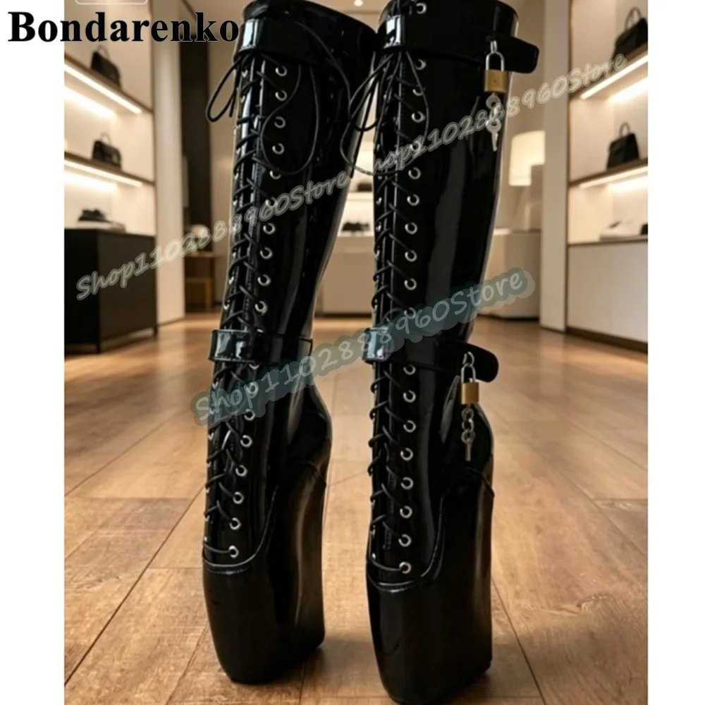 Knee High Black Lock Strap Decor Boots Strange Style Heel Shoes For Women Cross Tied Round Toe 2026 Fashionable Zapatillas Mujer
Knee High Black Lock Strap Decor Boots Strange Style Heel Shoes For Women Cross Tied Round Toe 2026 Fashionable Zapatillas Mujer