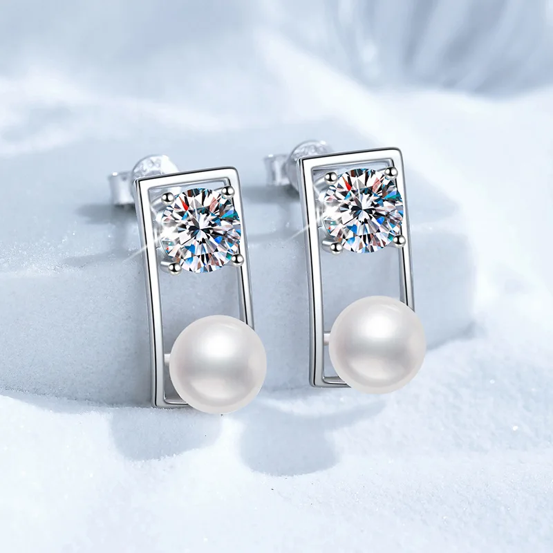 Platinum PT950 18K Gold Earrings, Women's Light Luxury Style French Geometric Moissanite Earrings, D Color, 1 Carat Moissanite
Platinum PT950 18K Gold Earrings, Women's Light Luxury Style French Geometric Moissanite Earrings, D Color, 1 Carat Moissanite