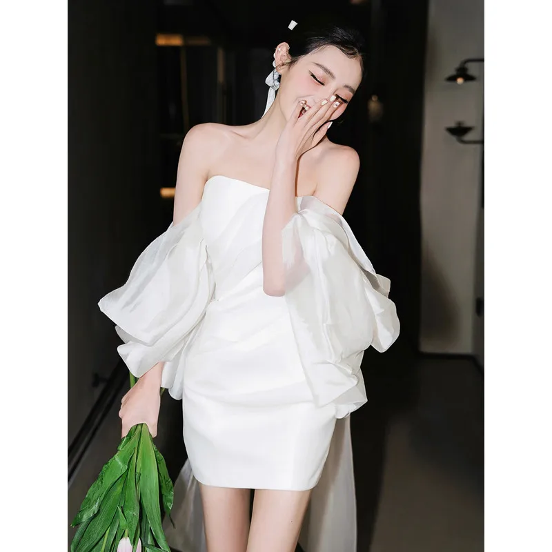 J159 белая короткая Высококачественная атласная нишевая фотография для путешествий
J159 белая короткая Высококачественная атласная нишевая фотография для путешествий