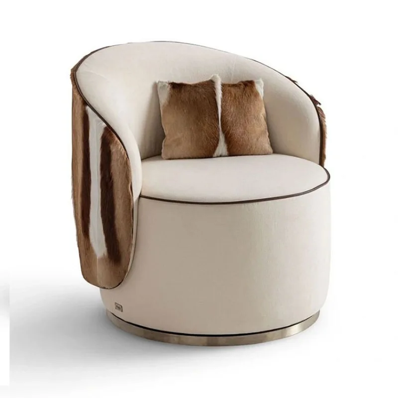 Simple living room household single rotating leisure chair high-end villa negotiation chair
Simple living room household single rotating leisure chair high-end villa negotiation chair