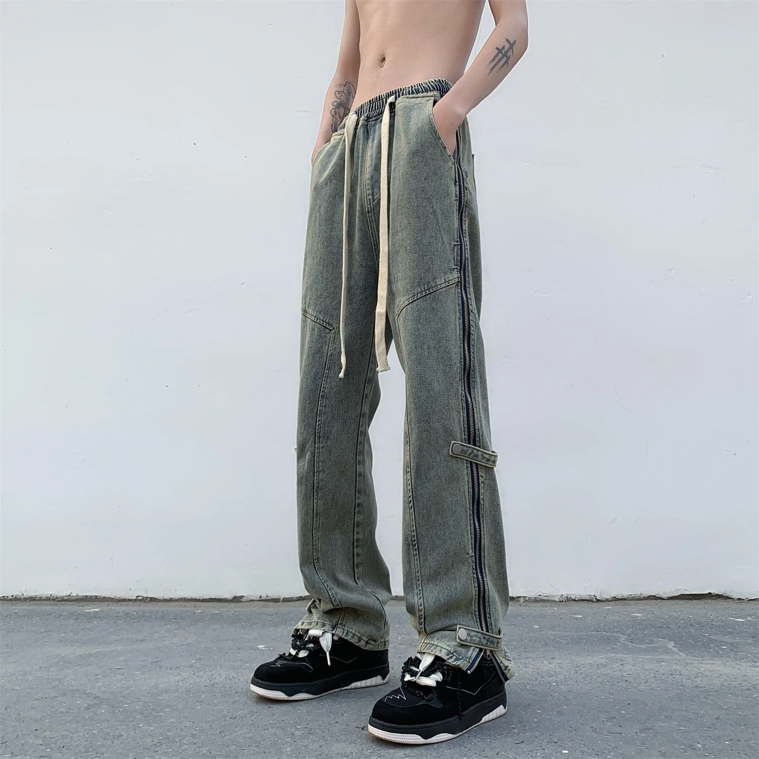 American High Street Men's Jeans Spring Autumn Style Zipper Workwear Straight Cut Retro Faded Design Wear Resistant Loose Fit
American High Street Men's Jeans Spring Autumn Style Zipper Workwear Straight Cut Retro Faded Design Wear Resistant Loose Fit