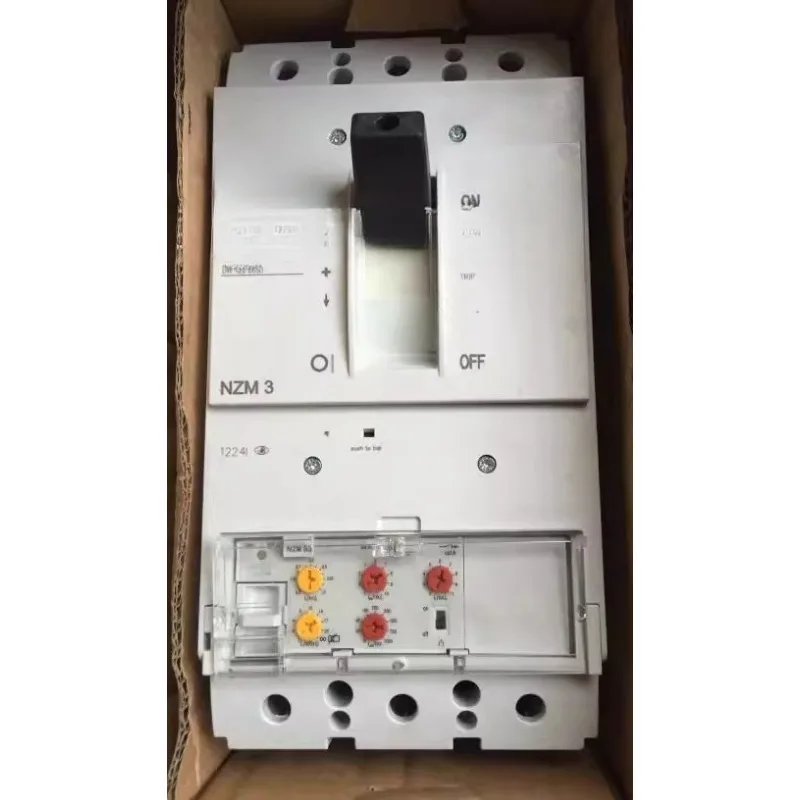 Детали для контроллера NZMS3-VE400 NZM3-400A NZM3-AE400/пластиковый корпус
Детали для контроллера NZMS3-VE400 NZM3-400A NZM3-AE400/пластиковый корпус