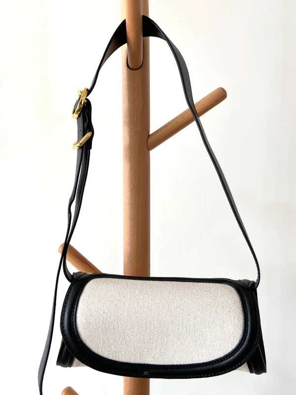 Сумка Cannolo, парусиновая круглая цилиндрическая сумка на одно плечо, сумка через плечо Briti Sle с мягкой ручкой для ежедневного использования Buet ape
Сумка Cannolo, парусиновая круглая цилиндрическая сумка на одно плечо, сумка через плечо Briti Sle с мягкой ручкой для ежедневного использования Buet ape