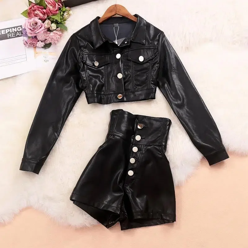 Women PU Leather Short Suit Single-breasted Jacket Crop Top And High Waist Pant Two Piece Set Ladies Fashion High Street Outfit
Women PU Leather Short Suit Single-breasted Jacket Crop Top And High Waist Pant Two Piece Set Ladies Fashion High Street Outfit