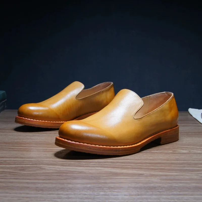 British Style Dress Leather Shoes Men Slip on Loafers Genuine Leather Handmade Retro Business Casual Shoes Male Office Wedding
British Style Dress Leather Shoes Men Slip on Loafers Genuine Leather Handmade Retro Business Casual Shoes Male Office Wedding
