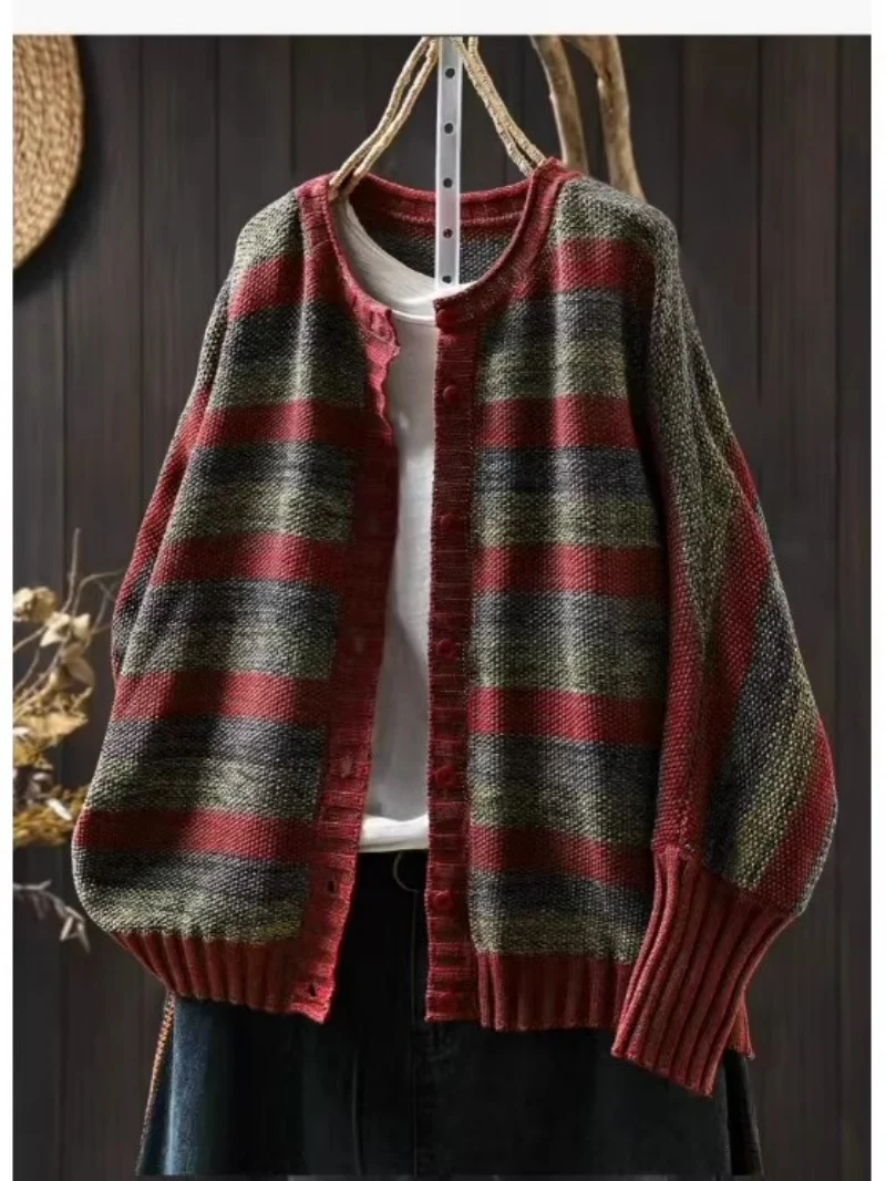 Полосатый кардиган для женщин, осень 2023, новый контрастный цвет, художественный и стильный свободный вязаный свитер с длинными рукавами w911
Полосатый кардиган для женщин, осень 2023, новый контрастный цвет, художественный и стильный свободный вязаный свитер с длинными рукавами w911
