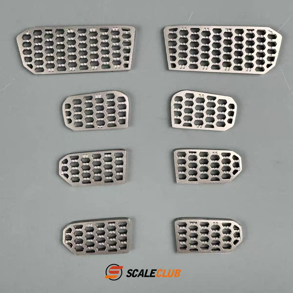 Scaleclub 1/14 Tamiya RC модель 770S CAB версия с открытой дверью обновленные аксессуары для металлических педалей
Scaleclub 1/14 Tamiya RC модель 770S CAB версия с открытой дверью обновленные аксессуары для металлических педалей