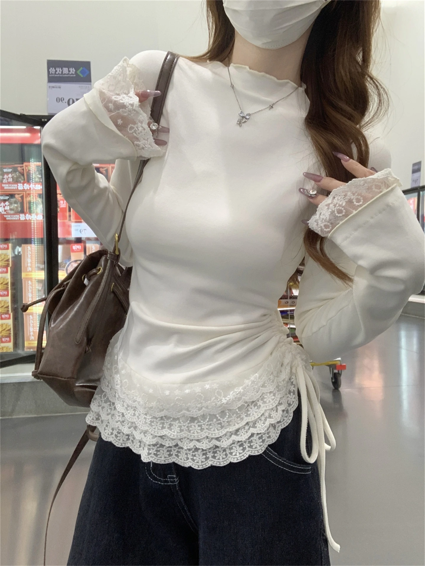 Chic Lace Wooden Ear Long Sve Women's T-irt Dstring Base irt Top Design Sensation Autumn Winter Small ence Folded
Chic Lace Wooden Ear Long Sve Women's T-irt Dstring Base irt Top Design Sensation Autumn Winter Small ence Folded