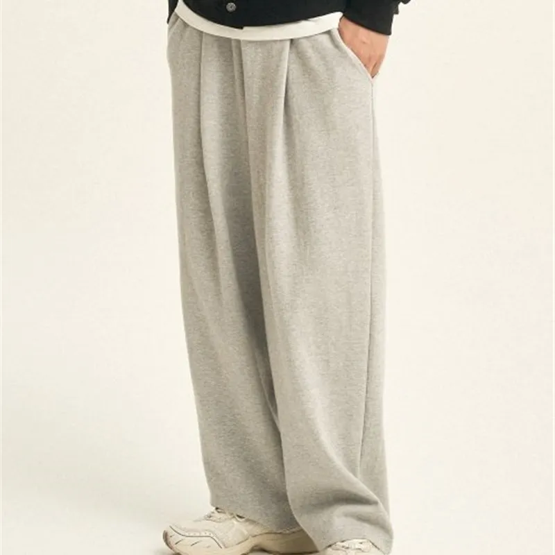 Свободные спортивные брюки с широкими штанинами, универсальные, для студентов, большие размеры, повседневная одежда, молодежный тренд
Свободные спортивные брюки с широкими штанинами, универсальные, для студентов, большие размеры, повседневная одежда, молодежный тренд