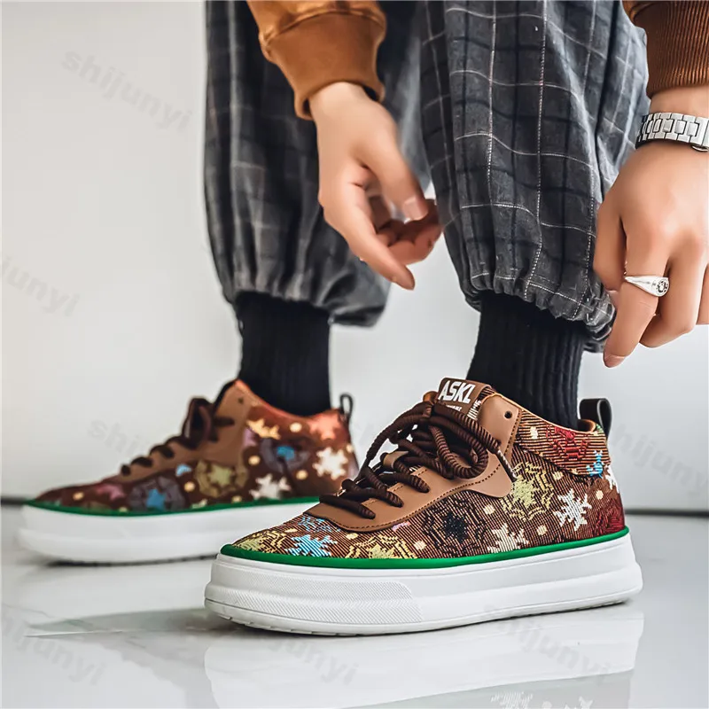 Men's Casual Shoes 2025 Spring New Style Low Top Simple Work Shoes Fashion Trend Comfortable Soft Soled Lace-up Flat Sneakers
Men's Casual Shoes 2025 Spring New Style Low Top Simple Work Shoes Fashion Trend Comfortable Soft Soled Lace-up Flat Sneakers
